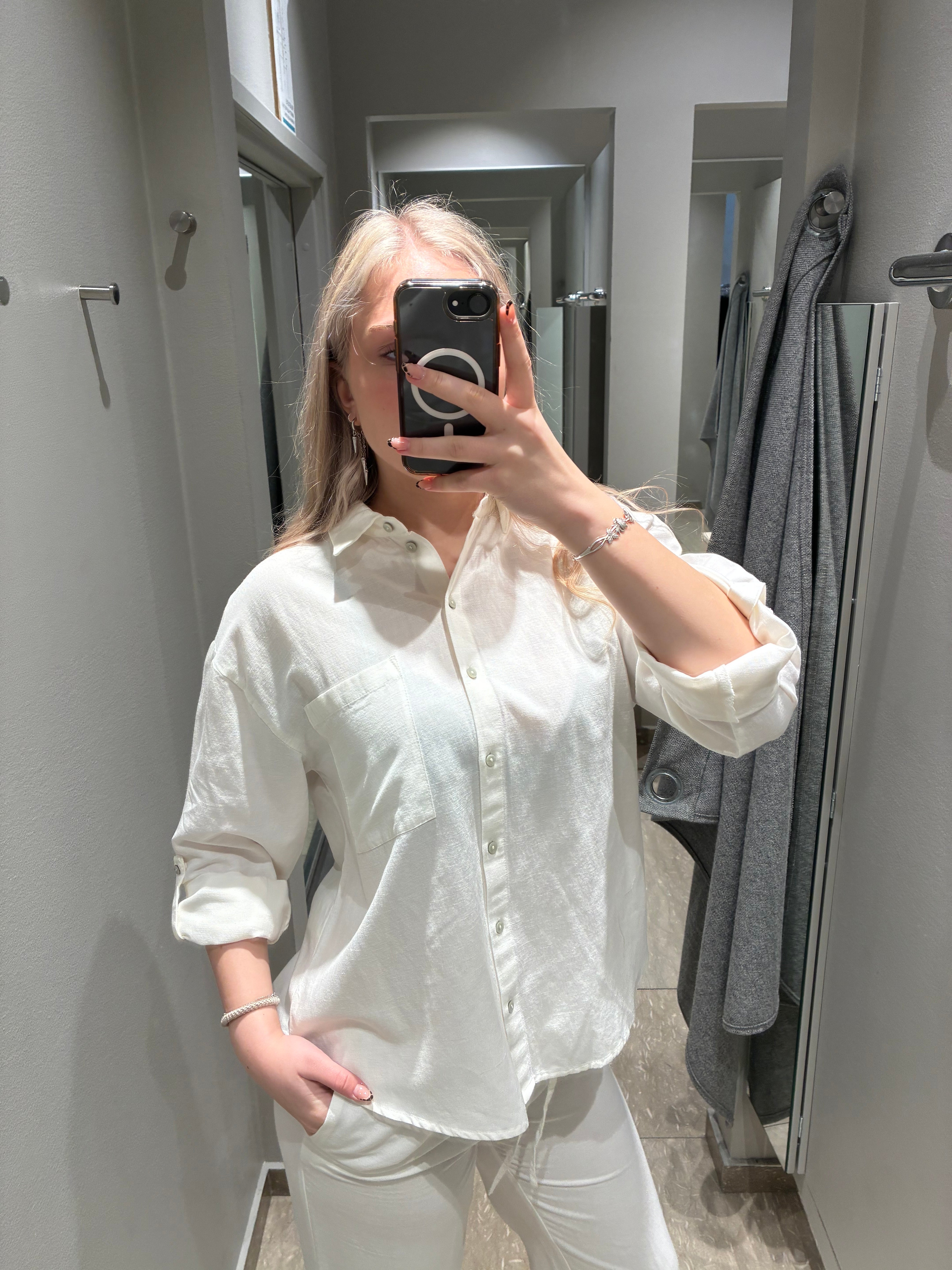 VIPRISILLA Shirt - Snow White